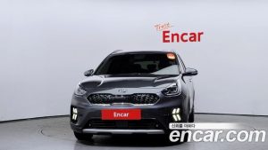 Kia Niro 1.6 HEV 2020 года из Южной Кореи