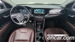 Kia Niro 1.6 HEV 2020 года из Южной Кореи