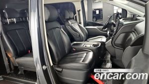 Hyundai Staria Wagon 5인승 2022 года из Южной Кореи