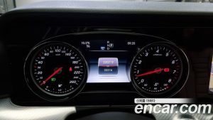 Mercedes-Benz E-Class E250 Avantgarde 2020 года из Южной Кореи