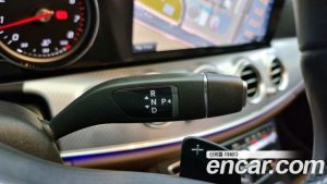 Mercedes-Benz E-Class E250 Avantgarde 2020 года из Южной Кореи