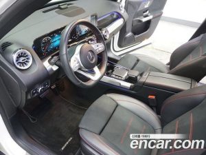 Mercedes-Benz GLB-Class GLB250 4MATIC 2021 года из Южной Кореи
