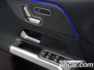 Mercedes-Benz GLB-Class GLB250 4MATIC 2021 года из Южной Кореи