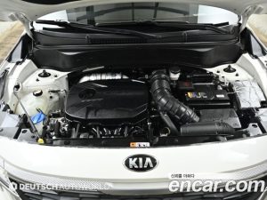 Kia Seltos Бензин 1.6 Turbo 2WD 2020 года из Южной Кореи