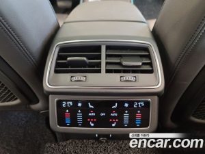 Audi A6 45 TFSI 4WD Premium 2020 года из Южной Кореи
