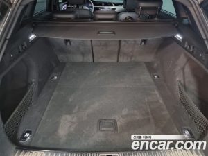 Audi e-tron 55 4WD 2023 года из Южной Кореи