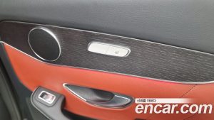Mercedes-Benz GLC-Class GLC300e 4MATIC Coupe 2021 года из Южной Кореи