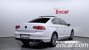 Volkswagen Passat 2.0 TDI Prestige 2021 года из Южной Кореи