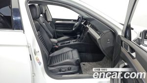 Volkswagen Passat 2.0 TDI Prestige 2021 года из Южной Кореи