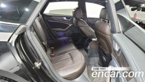 Audi A7 50 TDI 4WD Premium 2020 года из Южной Кореи