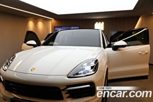 Porsche Cayenne 3.0 Coupe 2020 года из Южной Кореи