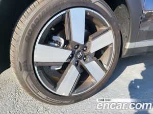 Hyundai Santafe Бензин 2.5T 2WD 2024 года из Южной Кореи