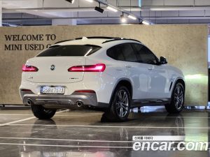 BMW X4 xDrive20i M Sport X 2021 года из Южной Кореи