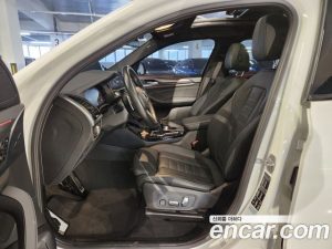 BMW X4 xDrive20i M Sport X 2021 года из Южной Кореи