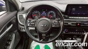 Kia Seltos Бензин 1.6 Turbo 2WD 2020 года из Южной Кореи