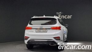 Hyundai Santafe Бензин 2.0T 2WD 2020 года из Южной Кореи