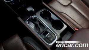 Hyundai Santafe Бензин 2.0T 2WD 2020 года из Южной Кореи