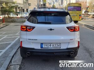 ChevroletGMDaewoo Trailblazer 1.3 Turbo 2WD 2024 года из Южной Кореи