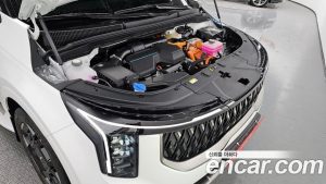 Kia Carnival HEV 9-Seater Noblesse 2024 года из Южной Кореи