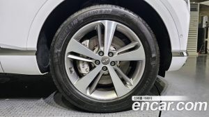 Genesis GV80 2.5T Бензин AWD 2023 года из Южной Кореи