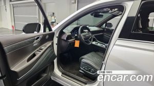 Genesis GV80 2.5T Бензин AWD 2023 года из Южной Кореи