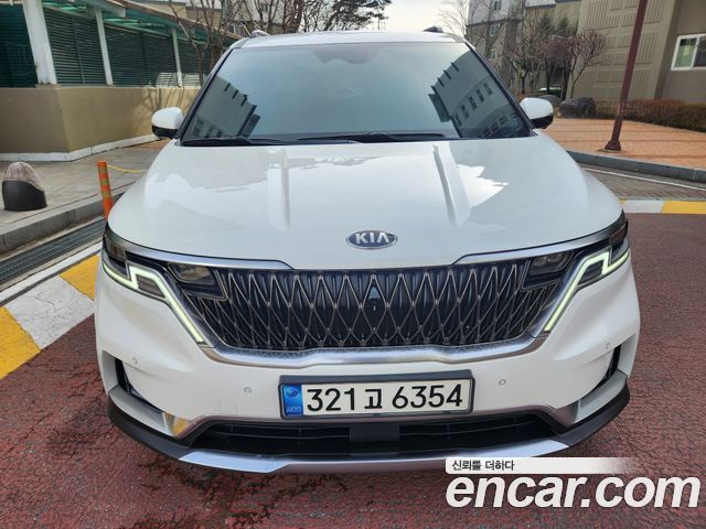 Kia Carnival Бензин 7-Seater Signature 2021 года из Кореи