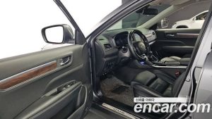 Renault-KoreaSamsung QM6 2.0 GDe RE Signature 2WD 2020 года из Южной Кореи