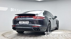 Porsche Panamera 3.0 AWD 2019 года из Южной Кореи