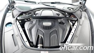 Porsche Panamera 3.0 AWD 2019 года из Южной Кореи
