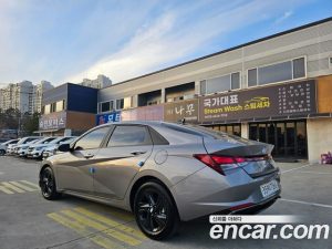 Hyundai AVANTE Modern 2021 года из Южной Кореи