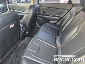 Hyundai AVANTE Modern 2021 года из Южной Кореи