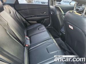 Hyundai AVANTE Modern 2021 года из Южной Кореи