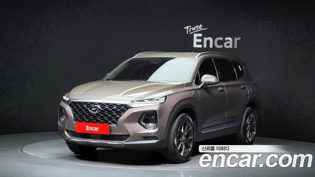 Hyundai Santafe Бензин 2.0T 2WD 2020 года из Кореи