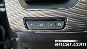 Renault-KoreaSamsung XM3 1.6 E-TECH RE 2023 года из Южной Кореи