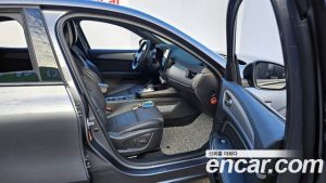 Renault-KoreaSamsung XM3 1.6 E-TECH RE 2023 года из Южной Кореи
