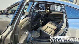Renault-KoreaSamsung XM3 1.6 E-TECH RE 2023 года из Южной Кореи
