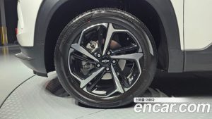 ChevroletGMDaewoo Trailblazer 1.3 Turbo 2WD 2024 года из Южной Кореи