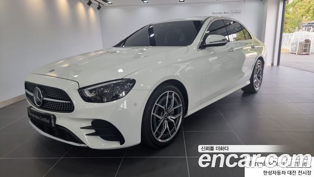 Mercedes-Benz E-Class E220d 4MATIC AMG Line 2021 года из Кореи