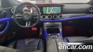 Mercedes-Benz E-Class E220d 4MATIC AMG Line 2021 года из Южной Кореи