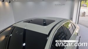 Mercedes-Benz E-Class E220d 4MATIC AMG Line 2021 года из Южной Кореи
