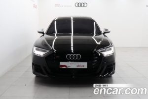 Audi S8 4.0 TFSI 4WD LWB 2020 года из Южной Кореи