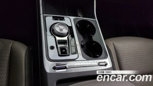 Kia Carnival 9-Seater Noblesse 2024 года из Южной Кореи