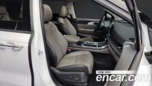Kia Carnival 9-Seater Noblesse 2024 года из Южной Кореи