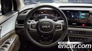 Kia Carnival 9-Seater Noblesse 2024 года из Южной Кореи