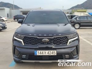 Kia Sorento Дизель 2.2 2WD 2021 года из Южной Кореи
