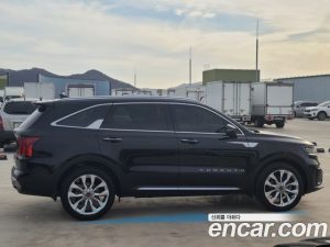Kia Sorento Дизель 2.2 2WD 2021 года из Южной Кореи