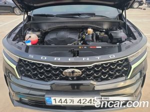 Kia Sorento Дизель 2.2 2WD 2021 года из Южной Кореи