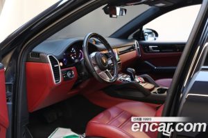 Porsche Cayenne 3.0 Coupe 2021 года из Южной Кореи
