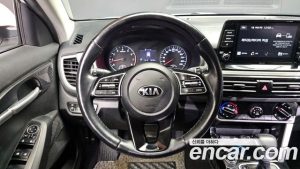 Kia Seltos Бензин 1.6 Turbo 2WD 2020 года из Южной Кореи