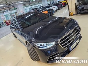 Mercedes-Benz S-Class S500L 4MATIC 2021 года из Южной Кореи